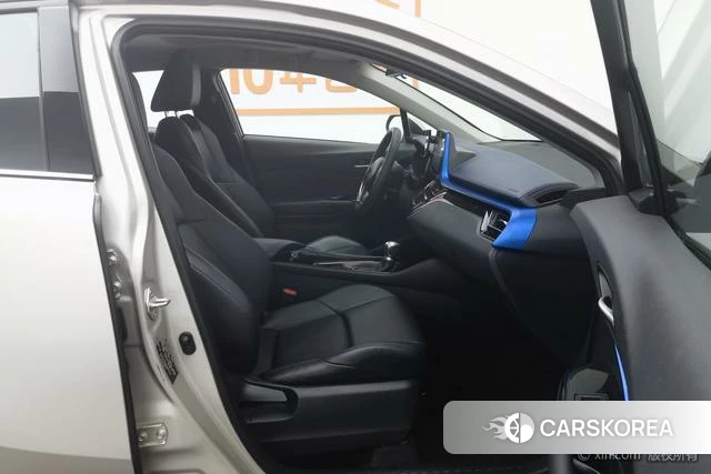 Toyota C-HR id 4273017 из Китая 19