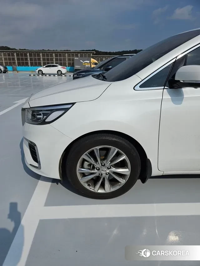 Kia The New Carnival 2018 Белый из Кореи, фото 5