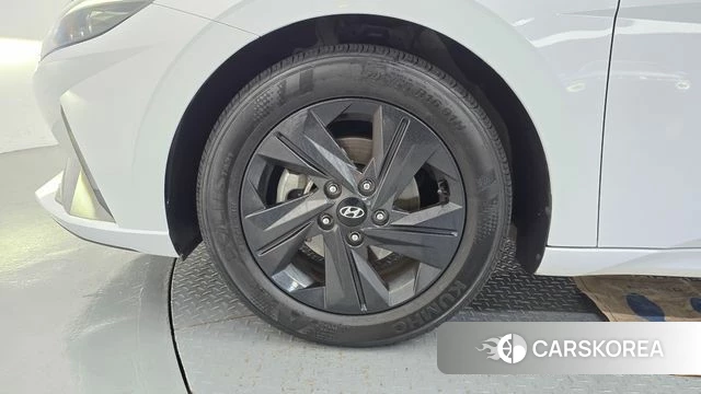 Hyundai Avante (CN7) id 4917342 из Кореи 29