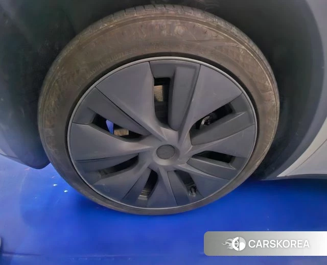 Tesla Model Y 2024 Белый из Кореи, фото 6