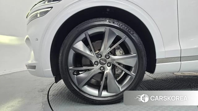 Genesis GV70 id 3826904 из Кореи 15