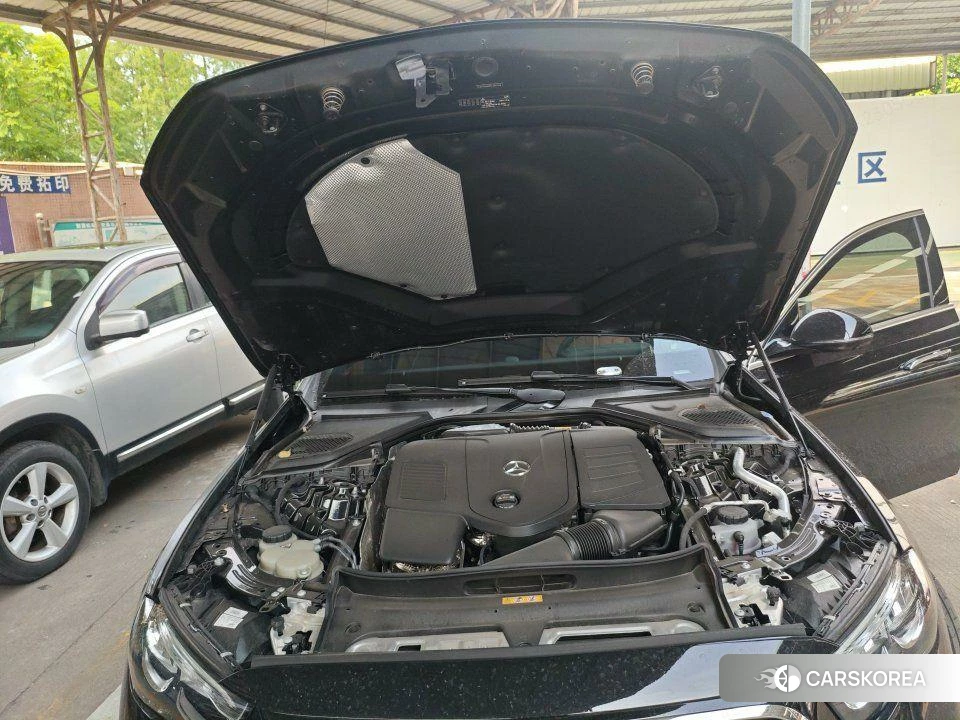 Mercedes-Benz E-class 2026 Черный из Китая, фото 5