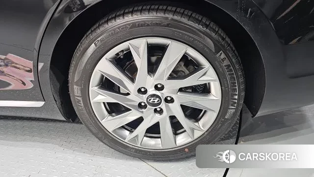 Hyundai The New Grandeur IG Hybrid id 3753747 из Кореи 15