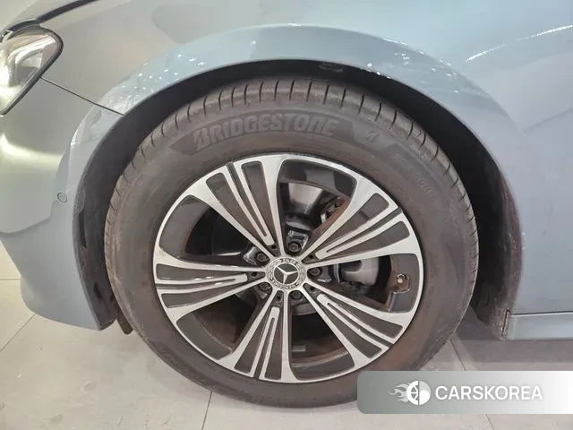 Mercedes-Benz E-Class W214 id 3644403 из Кореи 13