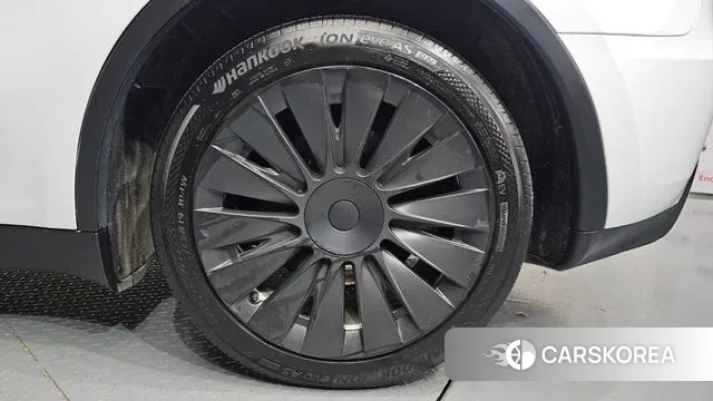 Tesla Model Y id 3452431 из Кореи 15