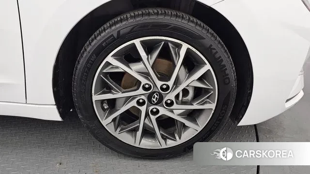 Hyundai The New Avante AD id 3535938 из Кореи 15