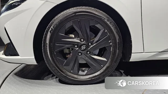 Hyundai Avante (CN7) id 3621257 из Кореи 15