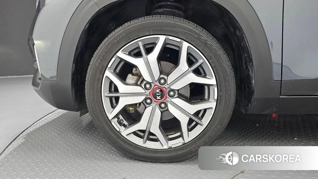 Kia Seltos id 4609971 из Кореи 29