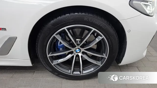 BMW 5 Series (G30) id 3587480 из Кореи 15