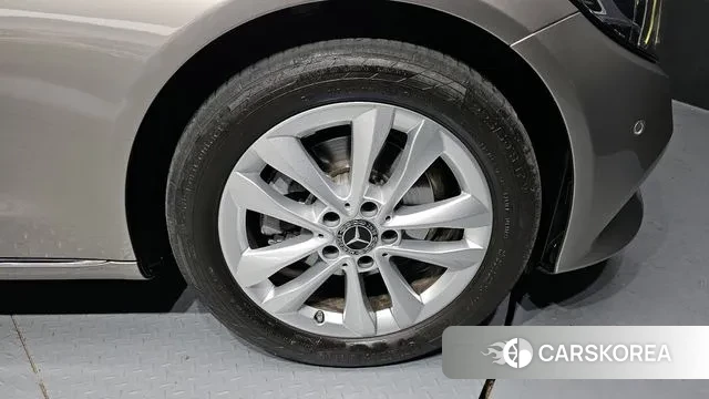 Mercedes-Benz C-Class W205 id 3413090 из Кореи 15