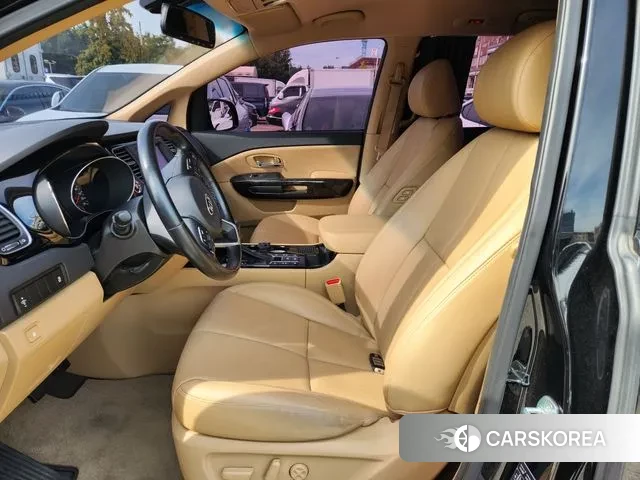 Kia The New Carnival id 3269902 из Кореи 13