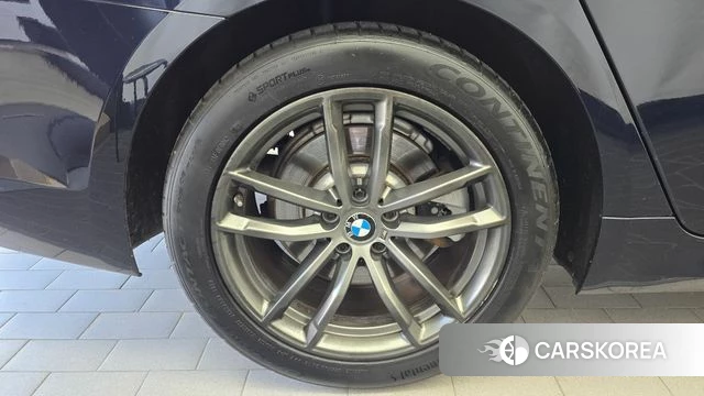 BMW 5 Series (G30) id 4708419 из Кореи 15