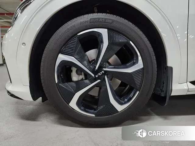 Kia EV6 id 3043604 из Кореи 15