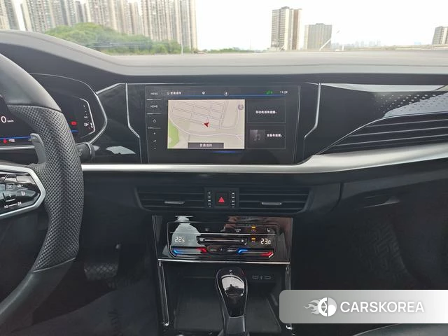 Volkswagen Passat id 4253017 из Китая 21