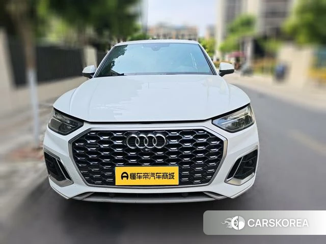 Audi Q5L Sportback 2022 Белый из Китая, фото 5