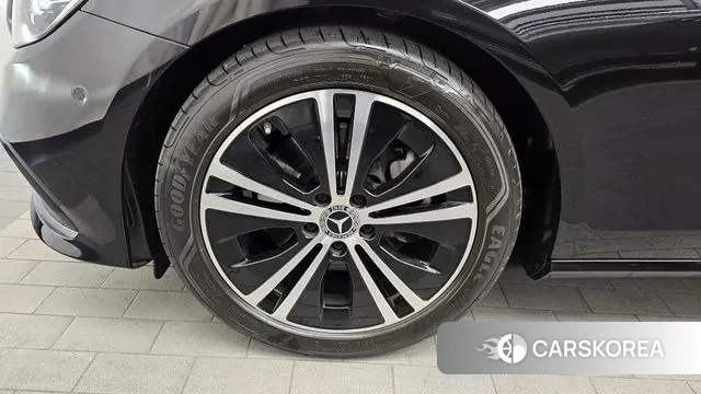 Mercedes-Benz E-Class W213 id 3519243 из Кореи 15