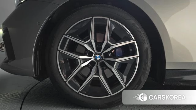 BMW 5 Series (G60) id 4407760 из Кореи 15