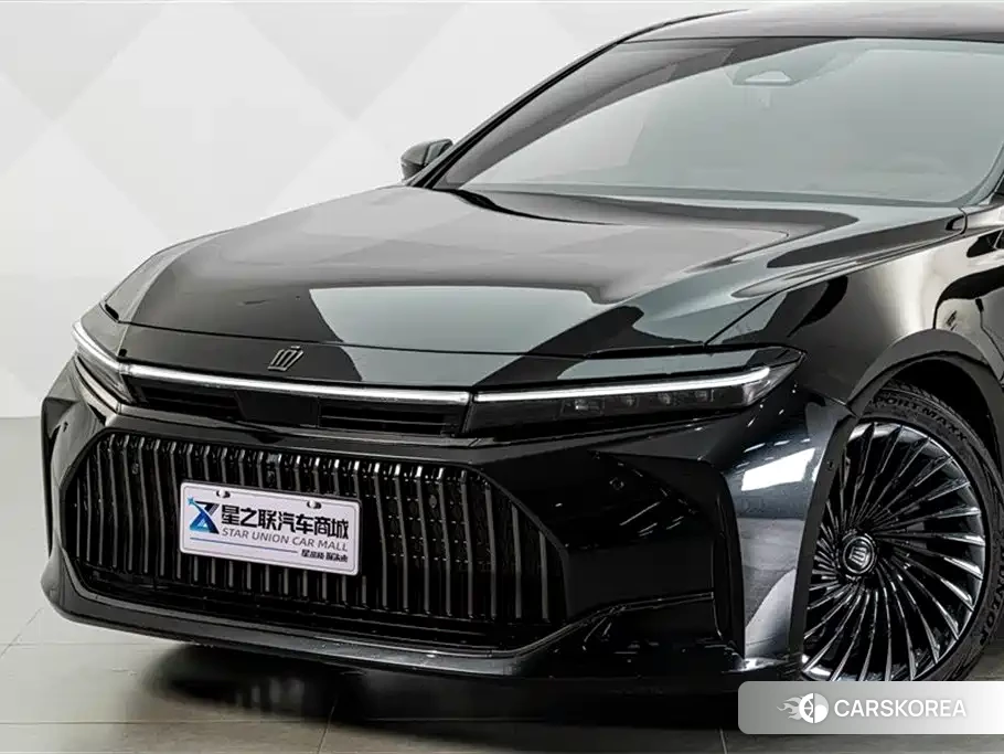 Toyota Crown id 4577640 из Китая 21