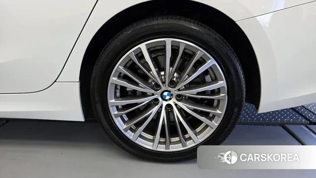 BMW 3 Series (G20) id 3138435 из Кореи 15