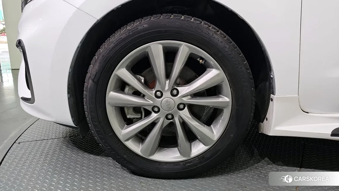 Kia The New Carnival id 2161231 из Кореи 15