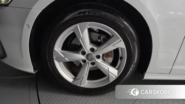 Audi A6 (C8) id 3396198 из Кореи 15