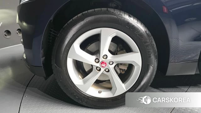 Jaguar F-PACE id 3893343 из Кореи 15