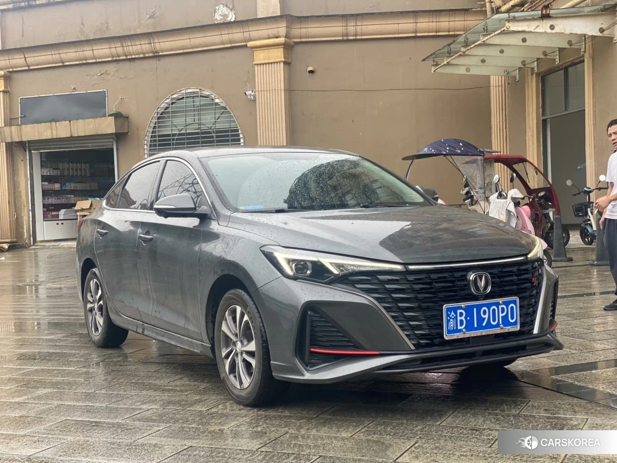 Chang'an Yidong 2023 Темно-серый из Китая, фото 5