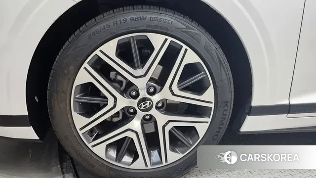 Hyundai Grandeur Hybrid (GN7) id 3347284 из Кореи 15