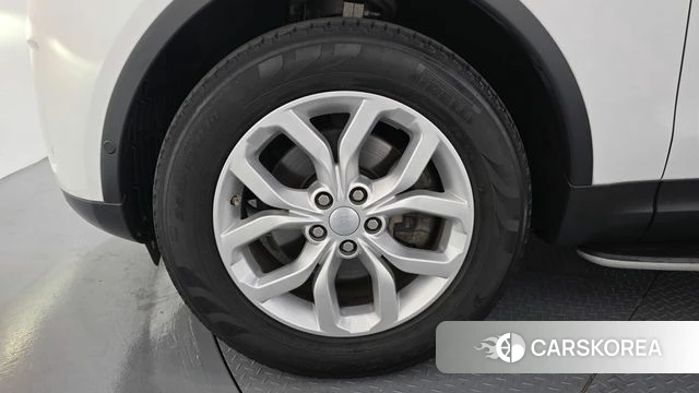 Land Rover Discovery 5 id 4310081 из Кореи 27