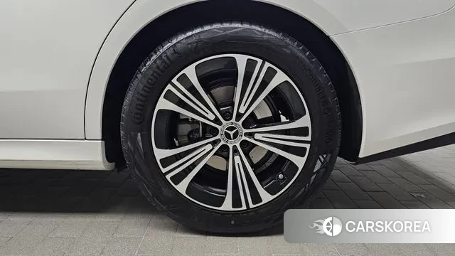 Mercedes-Benz E-Class W214 id 3565373 из Кореи 15