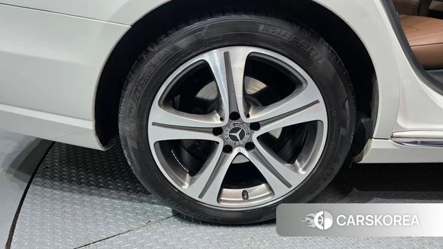 Mercedes-Benz E-Class W213 id 3894026 из Кореи 15