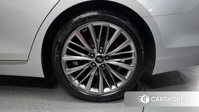 Hyundai Grandeur IG id 3188365 из Кореи 15