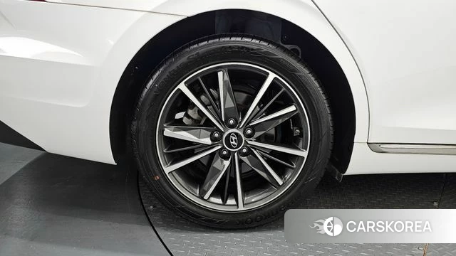 Hyundai The New Grandeur IG id 4330247 из Кореи 26