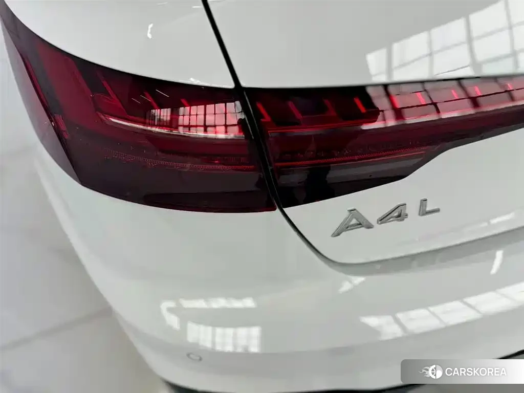 Audi A4L 2025 Белый из Китая, фото 6