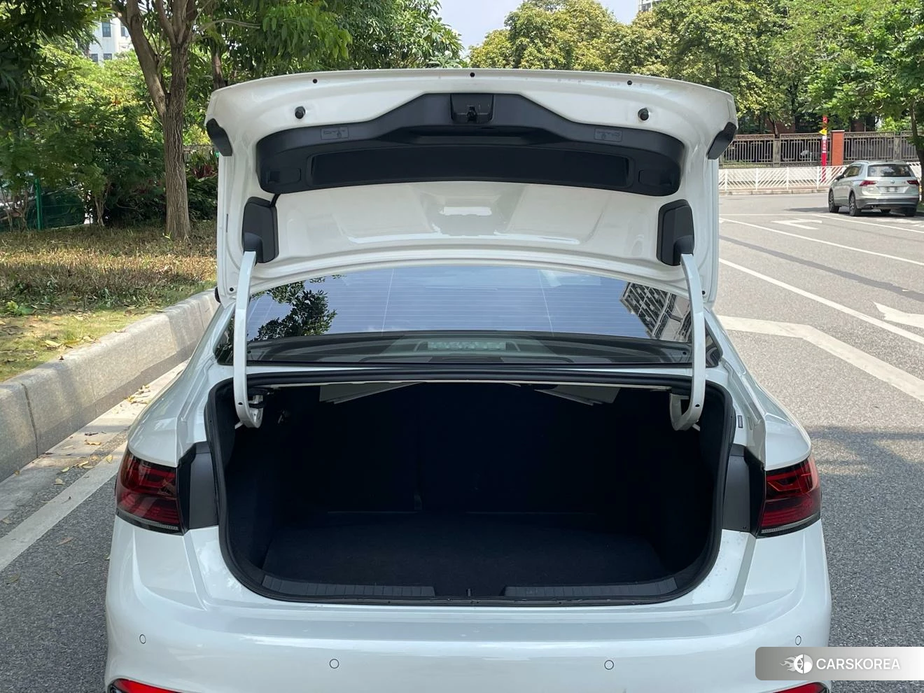 Volkswagen Sagitar id 4419088 из Китая 15