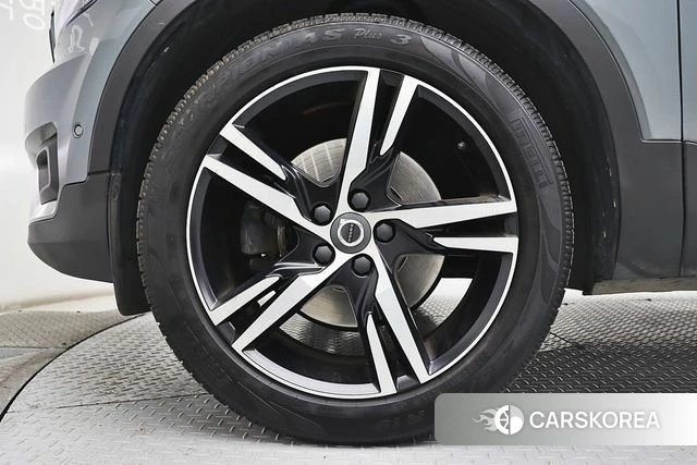 Volvo XC40 id 3867102 из Кореи 15