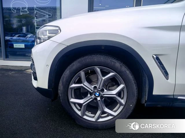 BMW X3 id 4259260 из Китая 9
