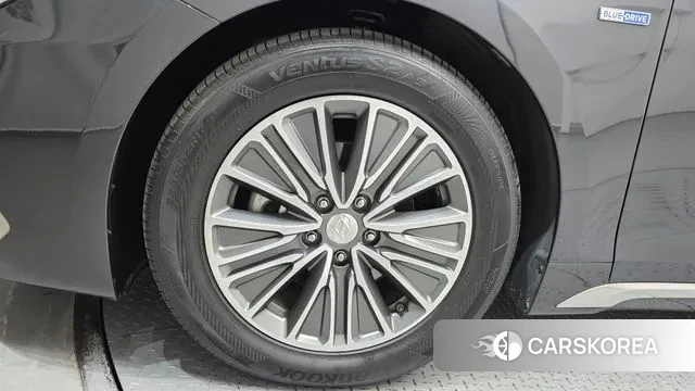 Hyundai Grandeur IG Hybrid id 3627208 из Кореи 15