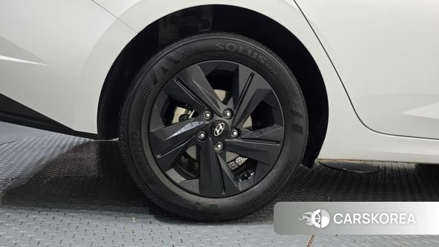 Hyundai Avante Hybrid (CN7) id 4618442 из Кореи 26