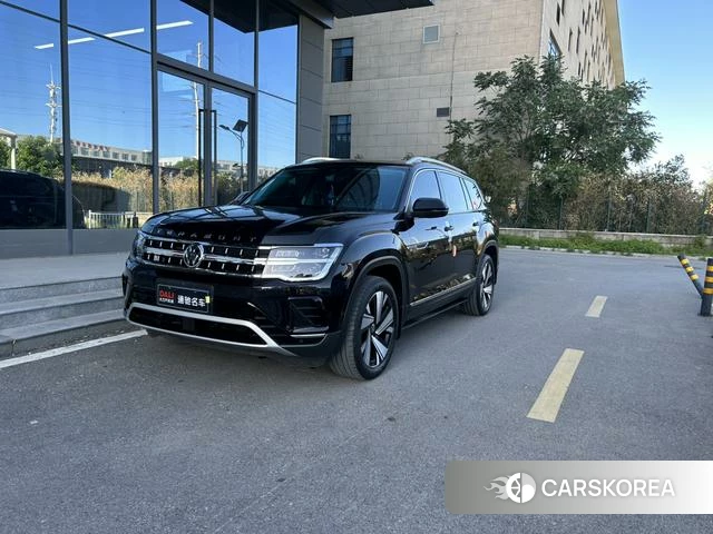 Volkswagen Tourang 2023 Черный из Китая, фото 5