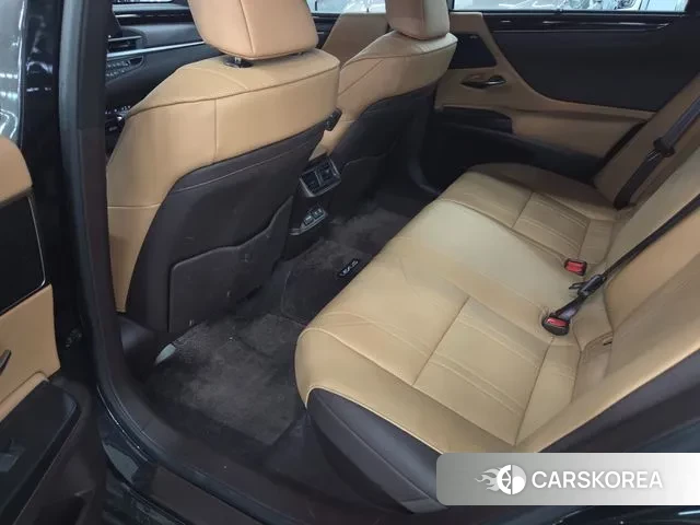 Lexus ES300h 7th generation id 3315481 из Кореи 9