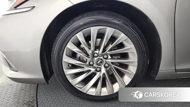 Lexus ES300h 7th generation id 3746433 из Кореи 15