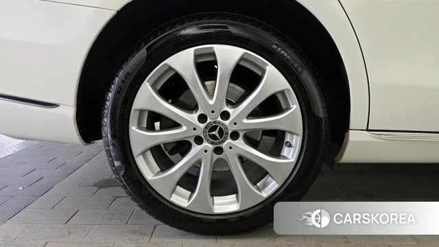 Mercedes-Benz E-Class W213 id 4245293 из Кореи 31