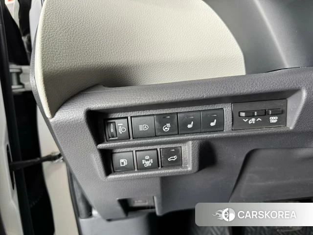 Toyota Saina id 4207659 из Китая 10