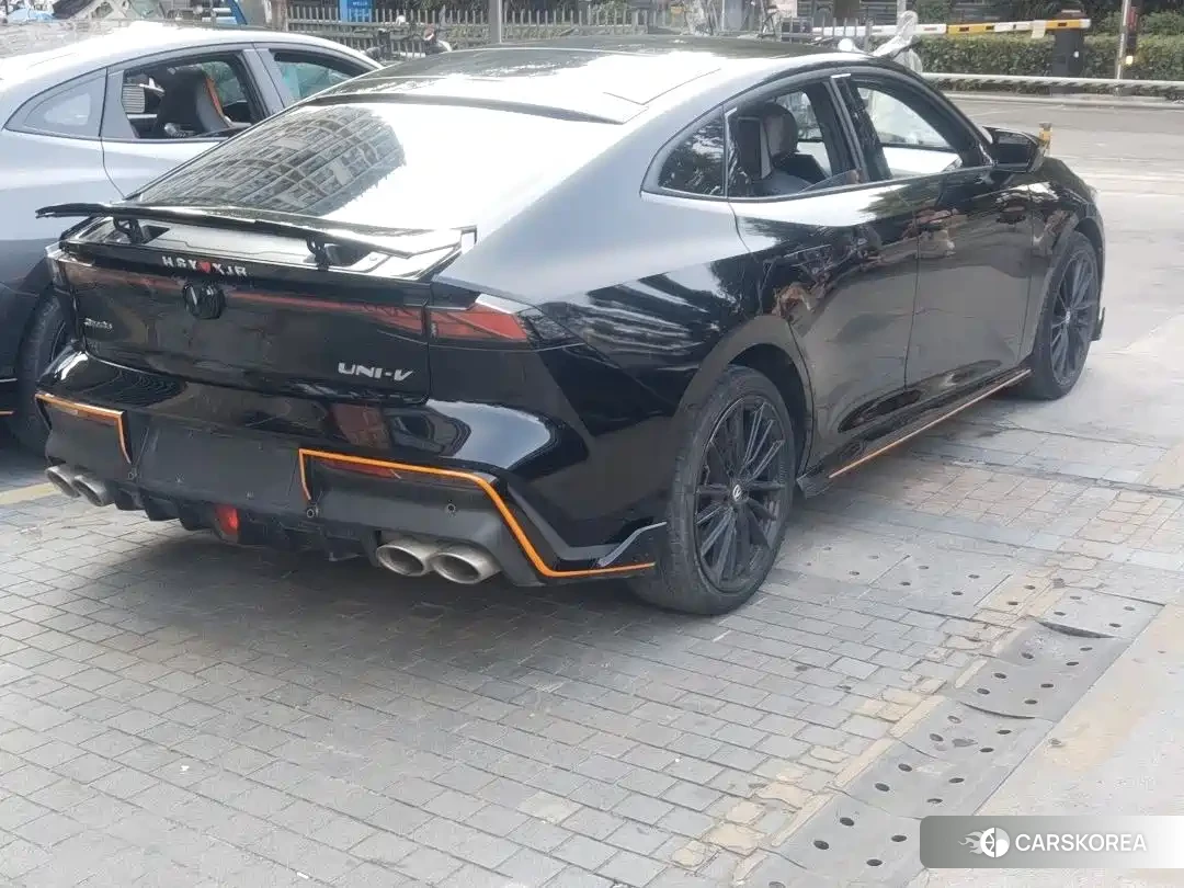 Chang'an Changan UNI-V id 4577574 из Китая 7