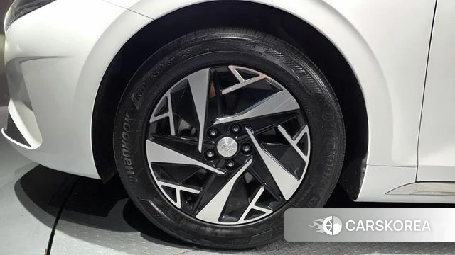 Hyundai The New Grandeur IG Hybrid id 4186885 из Кореи 15