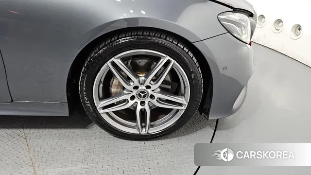 Mercedes-Benz E-Class W213 id 3336110 из Кореи 15