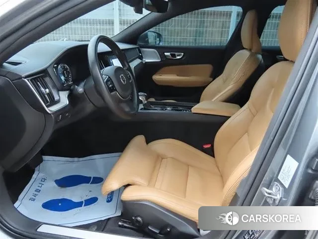 Volvo S60 3rd generation id 3703379 из Кореи 14