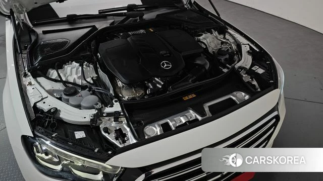 Mercedes-Benz E-Class W214 id 4194208 из Кореи 30