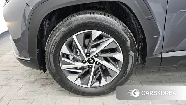 Hyundai Tucson (NX4) id 3539548 из Кореи 15